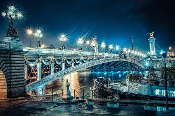 Photograph Mike Kremer Pont Alexandre Iii on One Eyeland